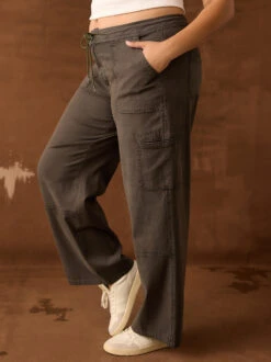 Greer Utility Cargo Pants 7 Greer Utility Cargo Pants -ChicAura Store 000940 112823 CHARCOAL 03