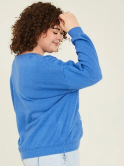 Whistler Ski Resort Sweatshirt -ChicAura Store 001890 A1957SV22PD BLUE 02