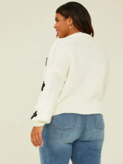 Crystal Daisy Cardigan -ChicAura Store 001950 BSW2414B AS IVORY 03