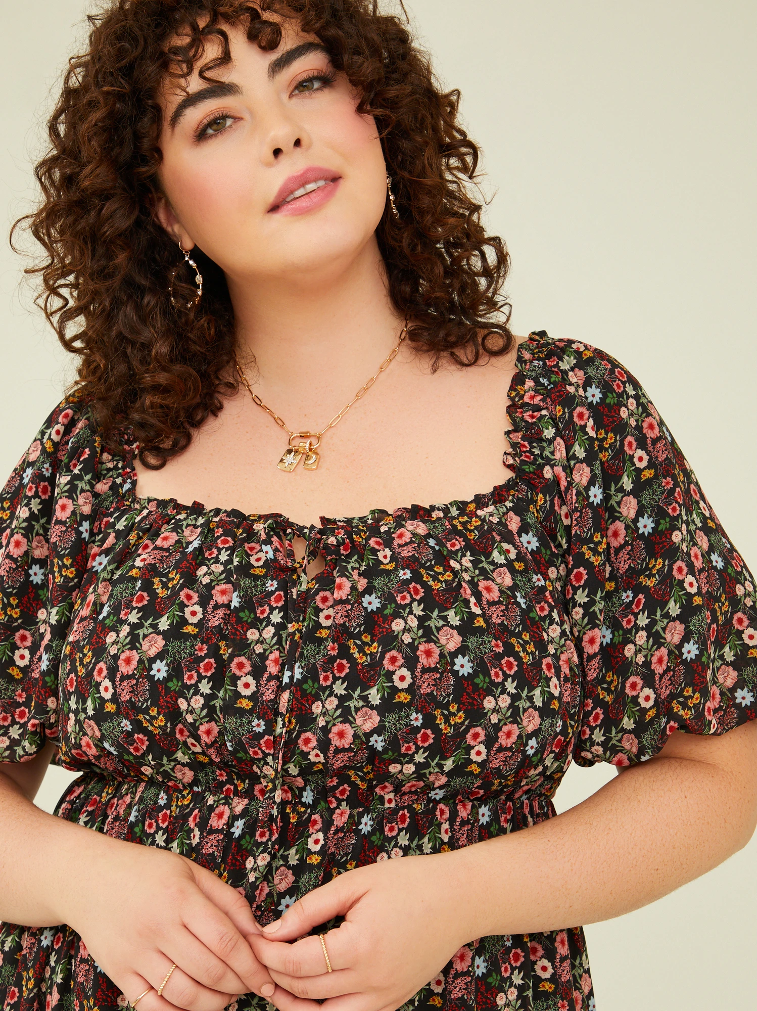 Raina Floral Maxi Dress 3 Raina Floral Maxi Dress - Image 3