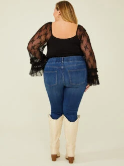 Lotus Lace Corset Bodysuit -ChicAura Store 003041 PLT19809 018 BLACK 03