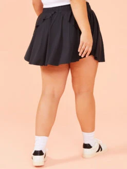 Lively Tennis Skirt -ChicAura Store 004059 SK7026ARU BLK BLACK 04