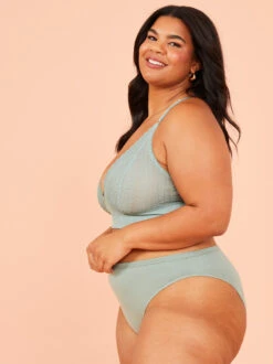 Triangle Bralette -ChicAura Store 004163 ARL 2206 CHINOIS GREEN 02